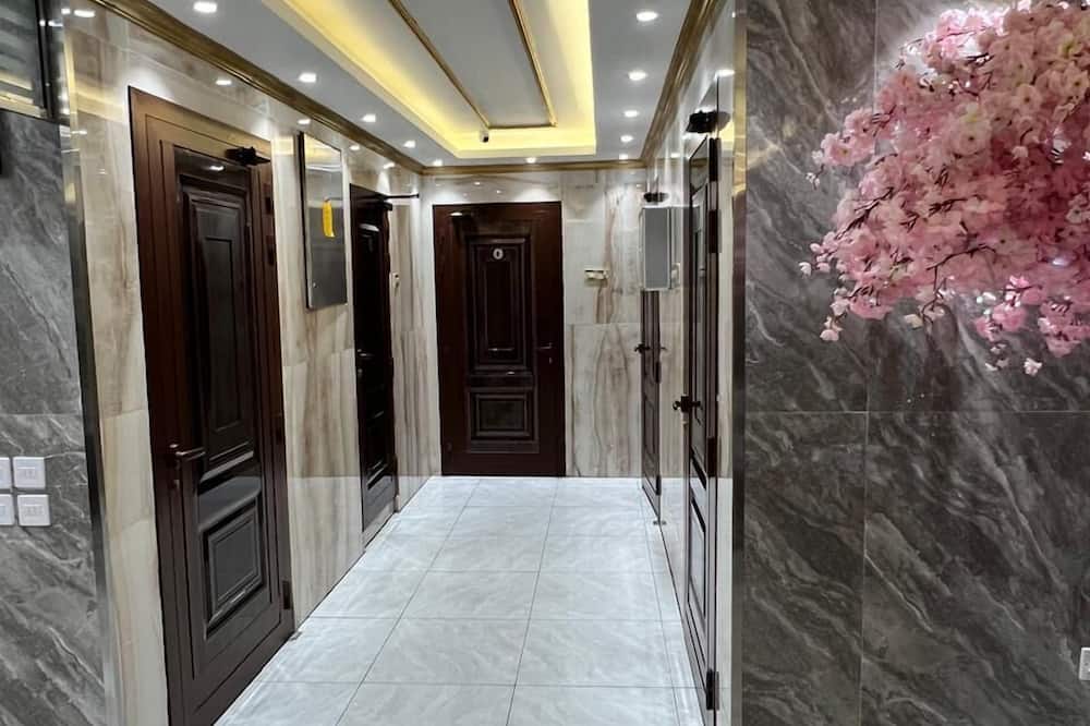 London Hotel