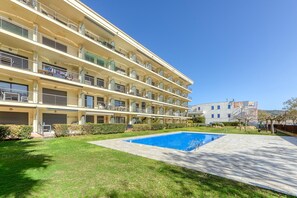 Apartment | Exterior - Apartment in Roses by the Beach With Pool (Roses)