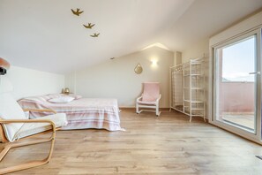 Apartment | 2 bedrooms, iron/ironing board