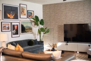 Smart TV, video games, table tennis