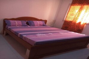 1 bedroom, iron/ironing board, free WiFi, bed sheets - Chez Oloufèmi (Keur Massar)