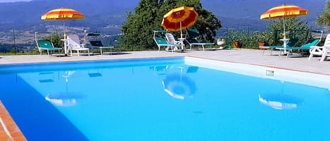 House | Kolam renang | Kolam renang terbuka