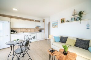 Apartment | Living room - Apartment in Roses Near Canyelles Beach (Roses)