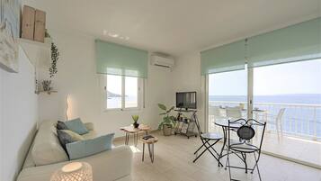 Apartment | Living area