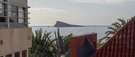 Standard Apartment, 3 Bedrooms, Sea View | Terrace/patio