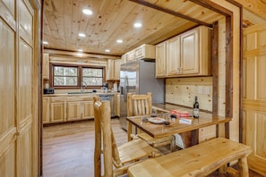 House (3 Bedrooms) | Interior