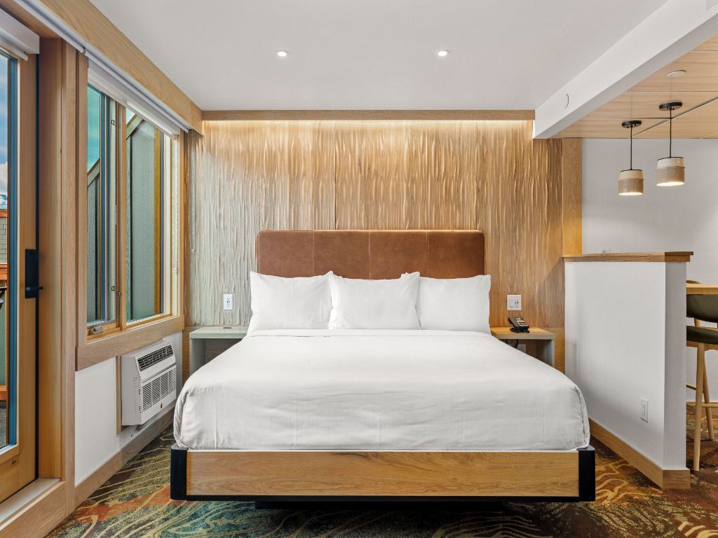 1 bedroom, in-room safe, WiFi (free)