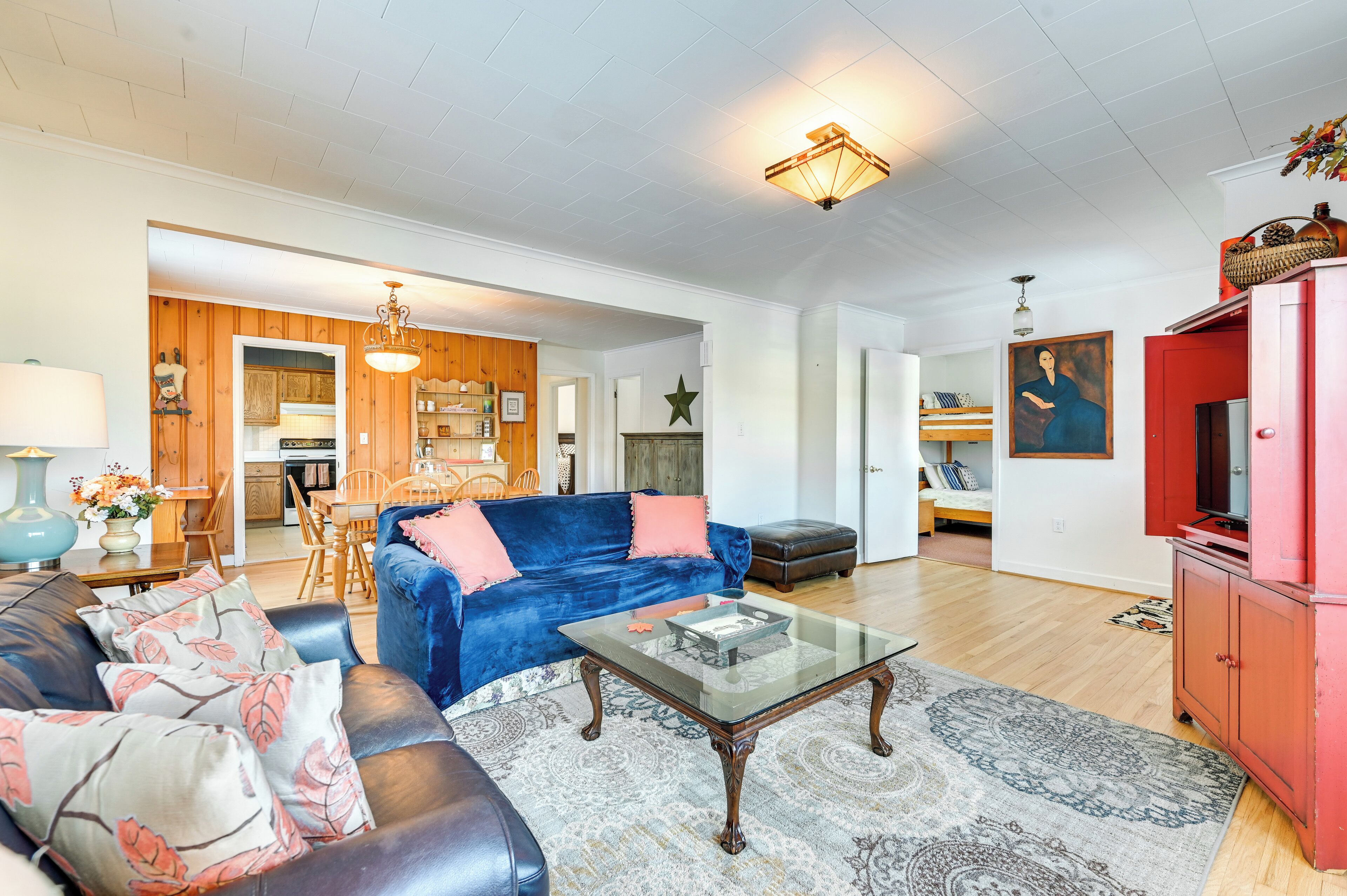 House (4 Bedrooms) | Front of property