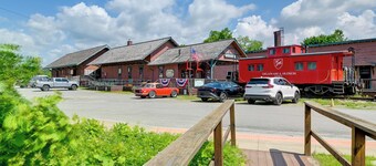 Dtwn Escape 1/2 Mi to New Gore Mountain Lodge!