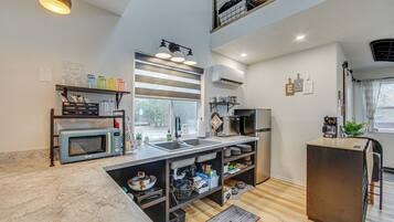 House (1 Bedroom) | Interior