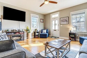 House (2 Bedrooms) | Interior