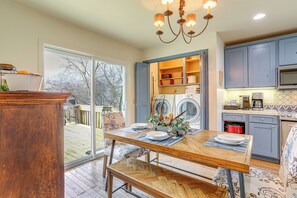 House (3 Bedrooms) | Interior - Steps to White River: Mountain View Home w/ Deck! (Mountain View)