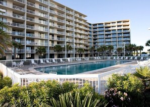 Indoor pool, a heated pool - Outdoor & Indoor Pool | Gulf Front Condo (Orange Beach)