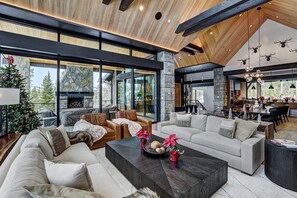 Smart TV, fireplace, stereo, offices