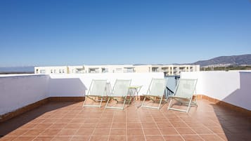 Apartment | Terrace/patio