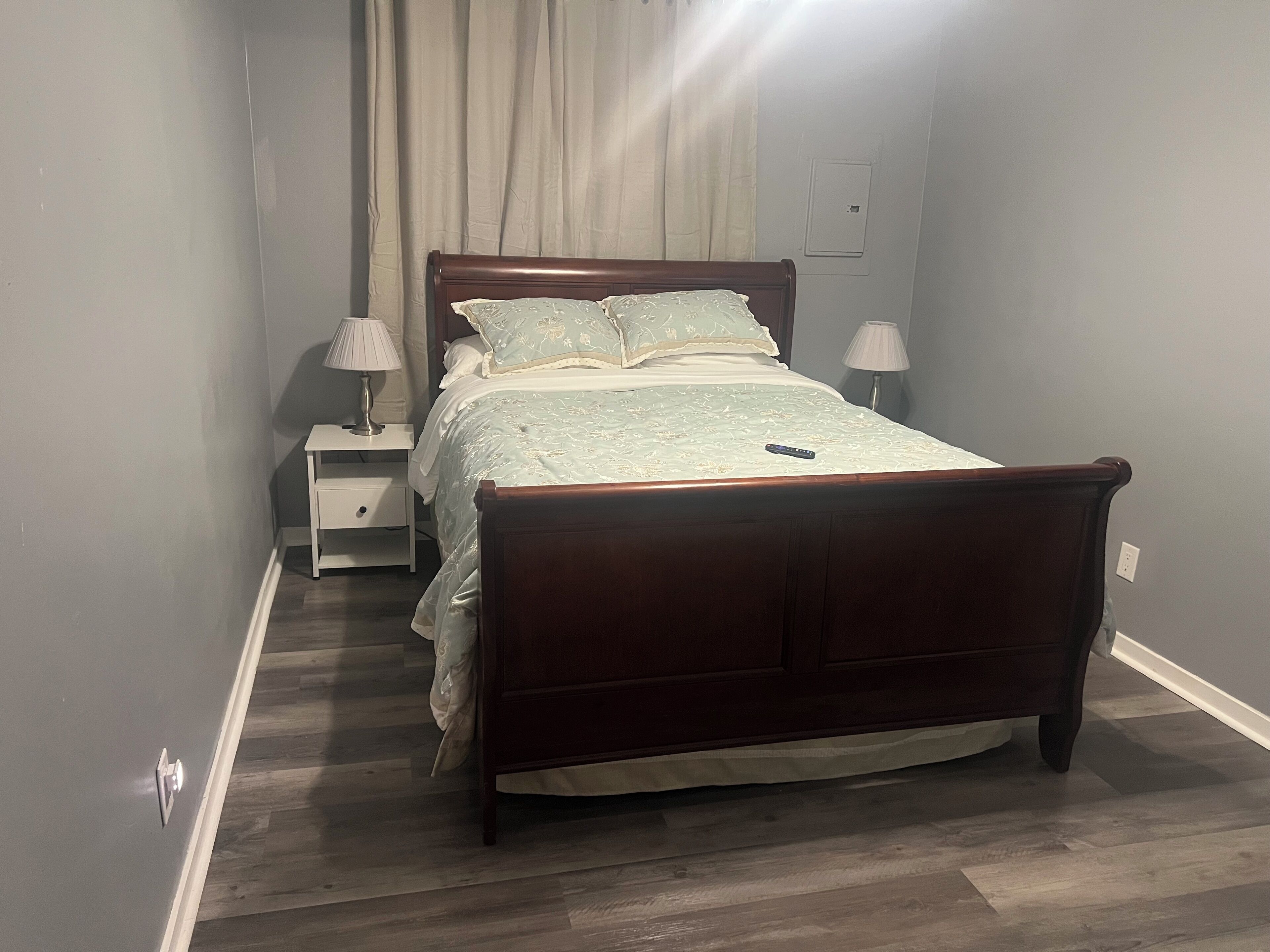 2 sovrum, strykjärn/strykbräda, gratis wi-fi och sängkläder