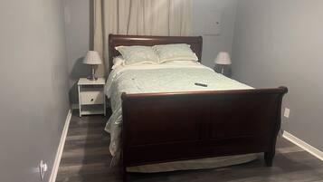 2 sovrum, strykjärn/strykbräda, gratis wi-fi och sängkläder