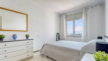 Căn hộ | 2 phòng ngủ, bàn ủi/dụng cụ ủi quần áo