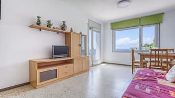 Apartment | Living room