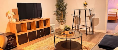 1 多间卧室、办公桌、熨斗/熨衣板、免费 WiFi