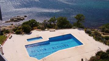 Apartment | Pool | Outdoor pool