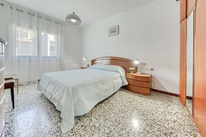 Appartement | 3 chambres, fer et planche à repasser