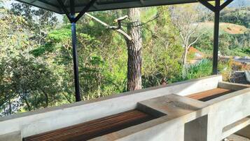 BBQ/picnic area