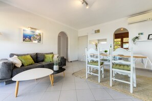 Living room - Apartment in Roses Near Canyelles Beach (Roses)