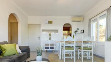 Apartment | Living room