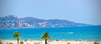 Bright Flat Near Nature Park