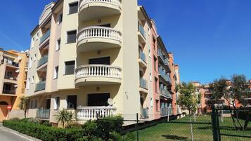 Apartment | Exterior