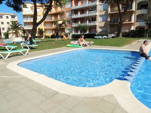 Apartment | Pool | Outdoor pool