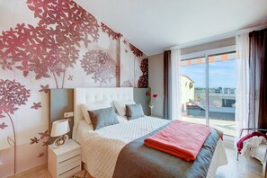 2 chambres, fer et planche à repasser