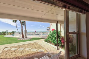 Terrace/patio - Directly on the Gulf - Unit  9 - 1 Bedroom - Ground Floor - Sleeps up to 4 (Venice)