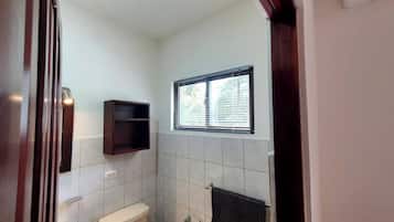 Apartment, 1 Bedroom | Bathroom