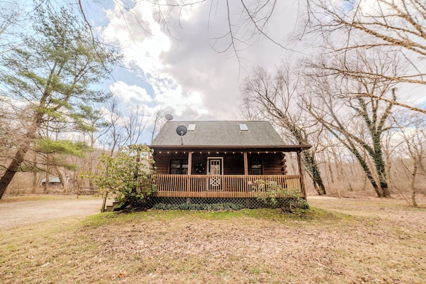 You wont miss our cabin by Big pine Rd, with constant string lights on!