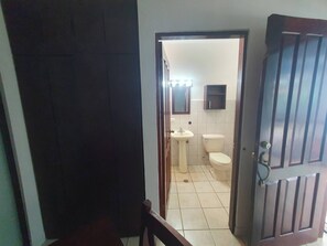 Apartment, 1 Bedroom | Bathroom