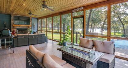 Refined Lake Retreat on Lake Fork in Emory, TX, fishing, kayaking, antiquing