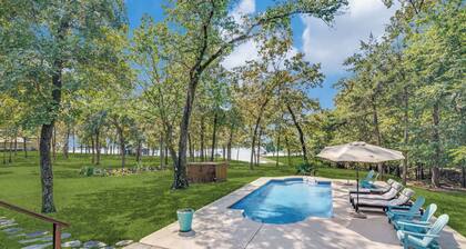 Refined Lake Retreat on Lake Fork in Emory, TX, fishing, kayaking, antiquing