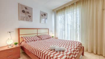 Apartment | 2 bedrooms, iron/ironing board