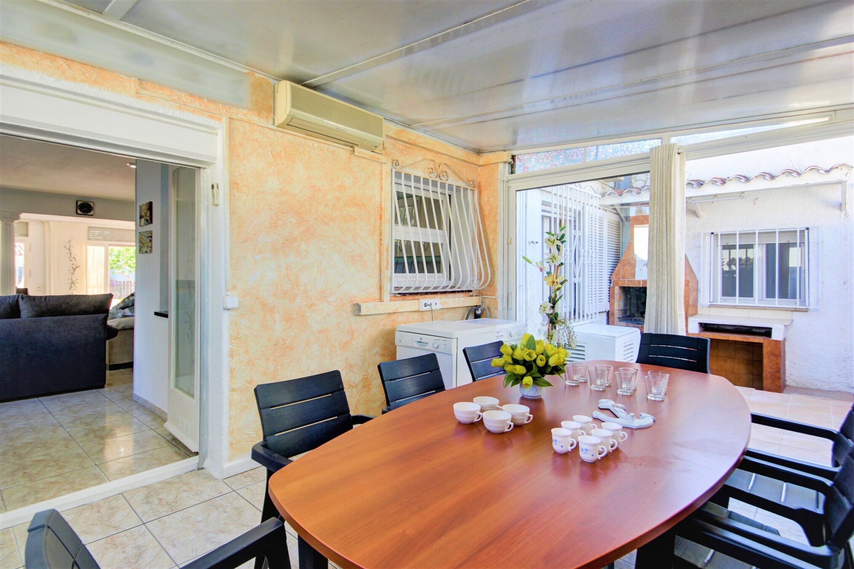 Khu ăn uống
