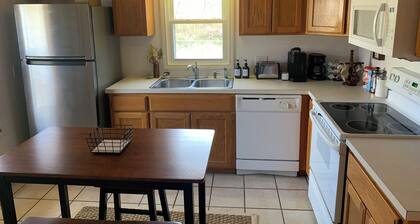 Boho Bungalow 2-bedroom house Professionally Cleaned in delightful Fort Smith