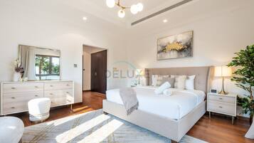 5 bedrooms, in-room safe, iron/ironing board, free WiFi