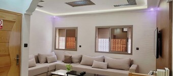 Lux Appartement a Azrou - Lit comfort 70m, WiFi / Netflix