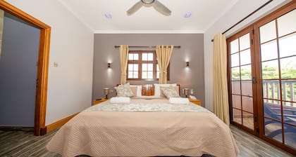 Located in La Digue, this villa with private pool is ideal for a family.