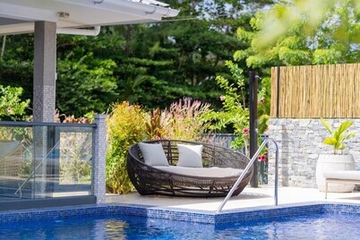 Located in La Digue, this villa with private pool is ideal for a family.