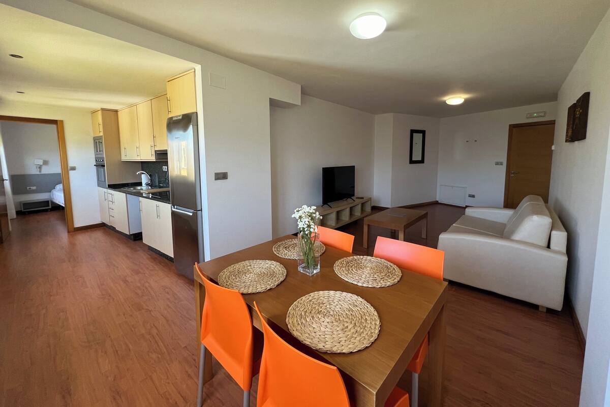 Basic Apartment, Garden View