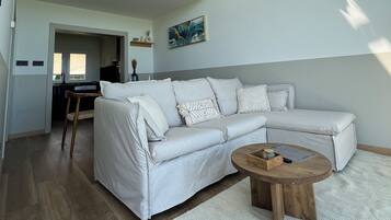 Premium-Haus, Balkon, Meerblick | Zimmersafe, schallisolierte Zimmer, kostenloses WLAN