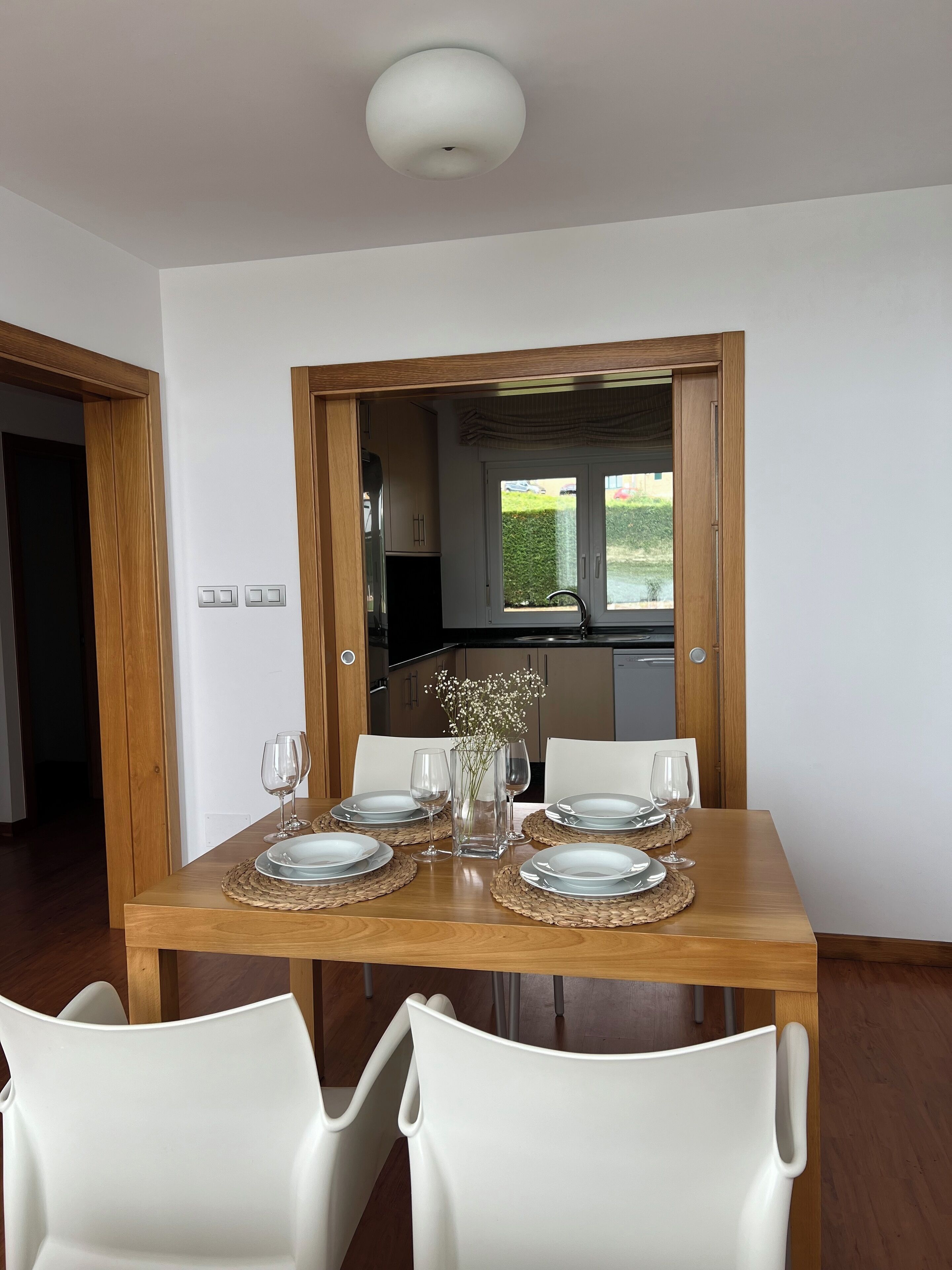 Standaard huis, balkon, uitzicht op zee | Een kluis op de kamer, geluiddichte muren, gratis wifi