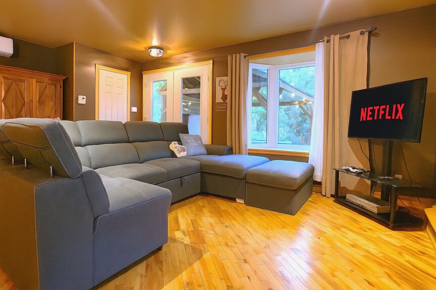 Waterfront Cottage With Spa, Lots Of Activities Nearby - Quebec